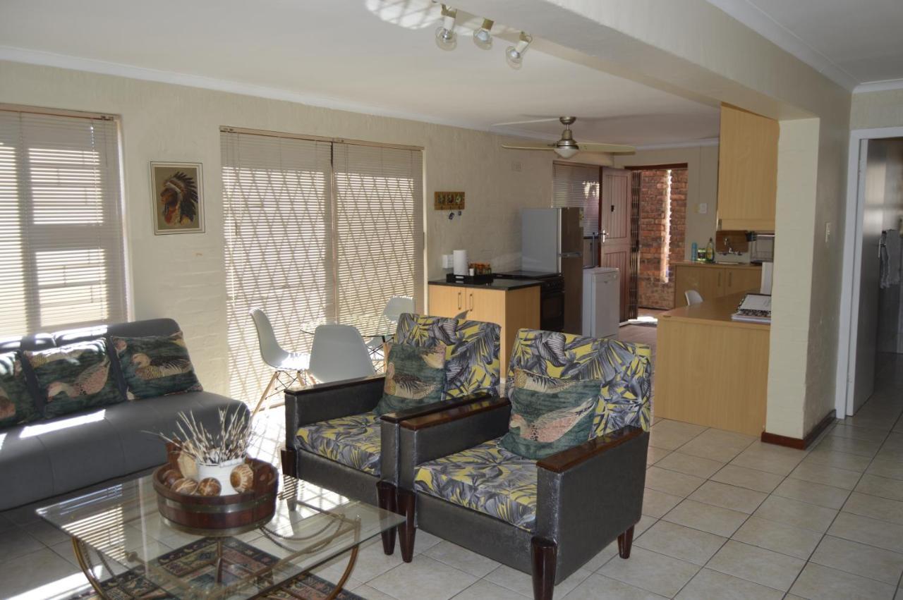 Harbourview Self Catering Apartment Gordons Bay Exterior photo